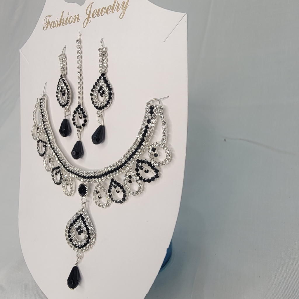 Trendy Silver Color Necklace & Earring Full Set for Wedding & Festive Occasions