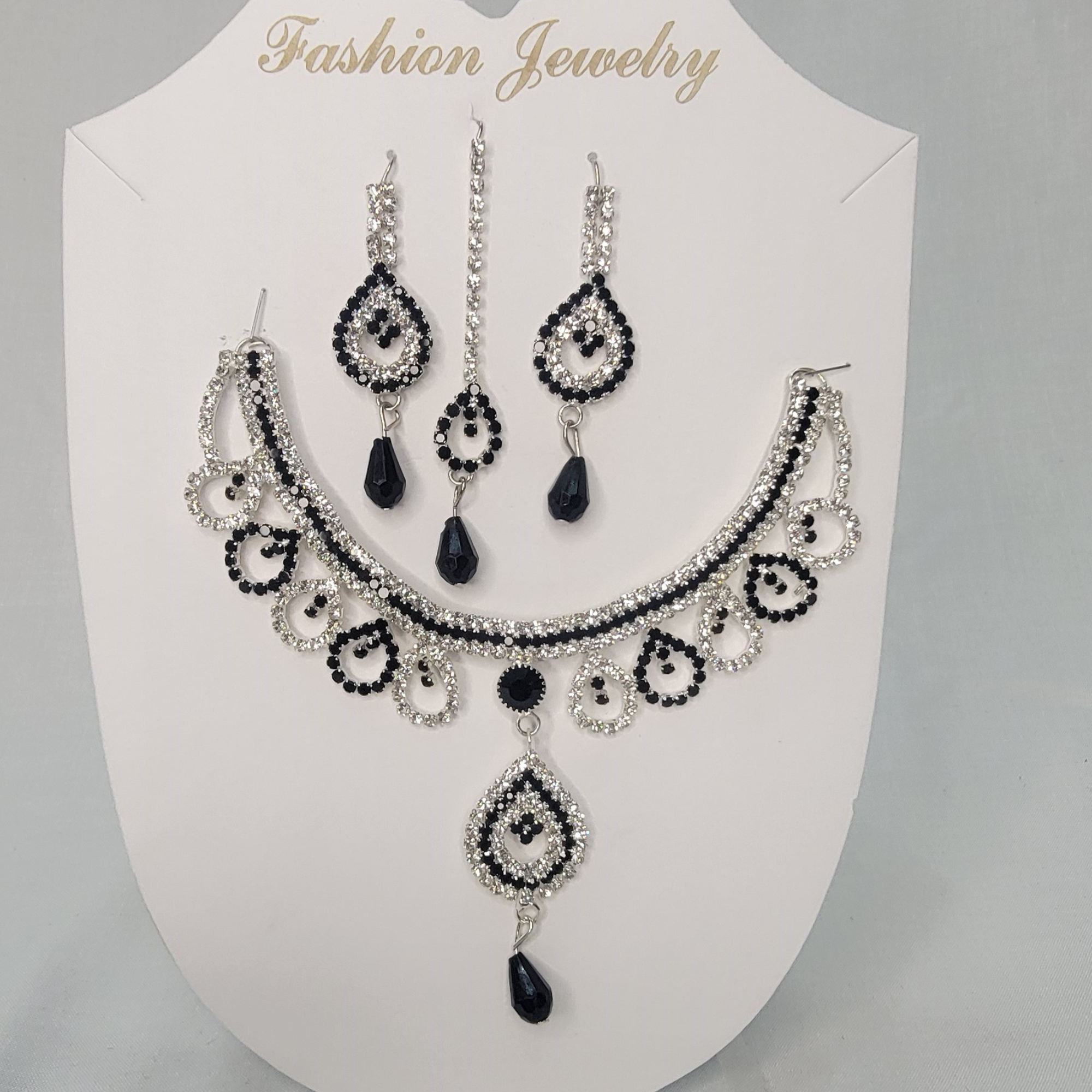 Trendy Silver Color Necklace & Earring Full Set for Wedding & Festive Occasions