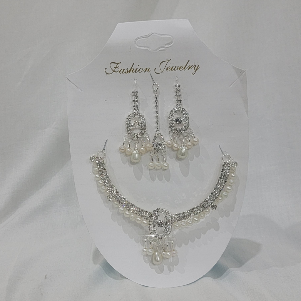 Pearl Necklace with Ear Rings