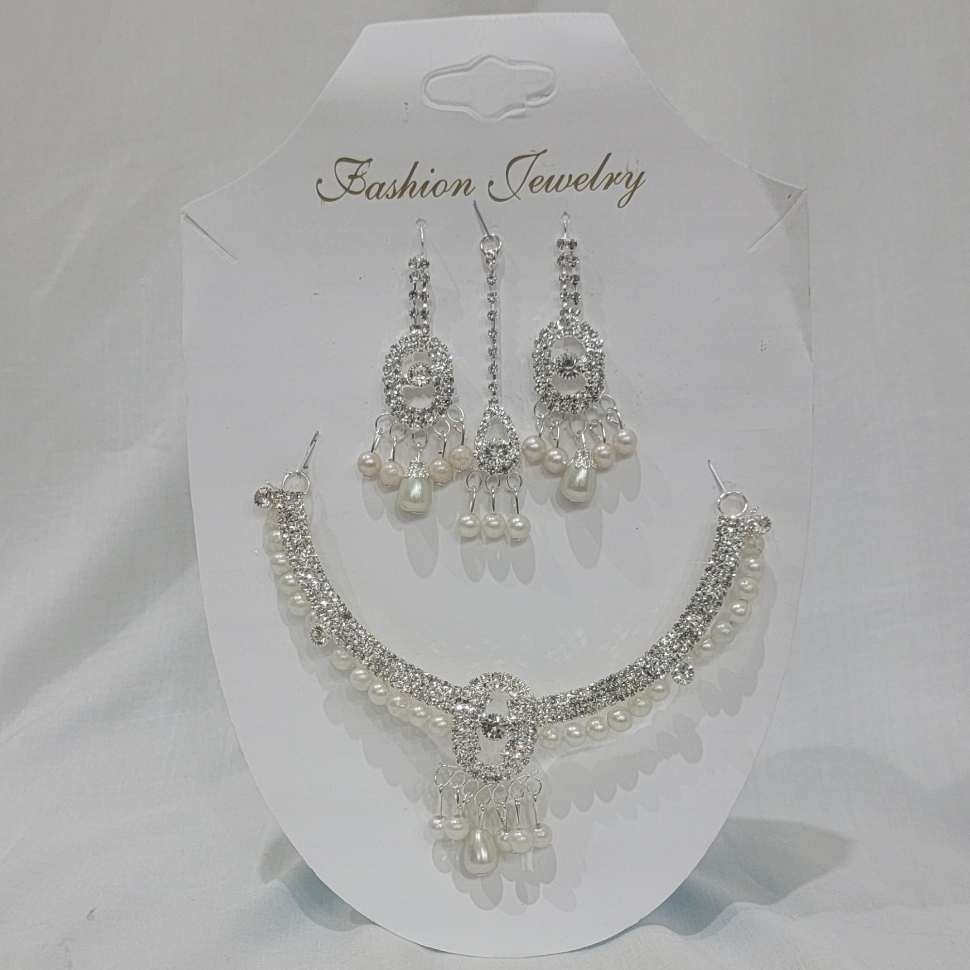 Pearl Necklace with Ear Rings