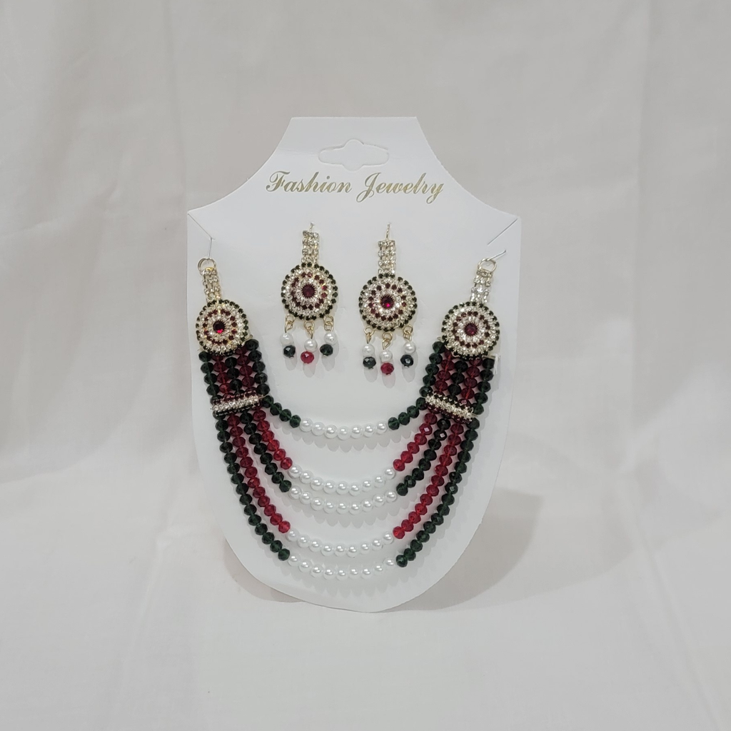 Pearl Necklace with traditional earing