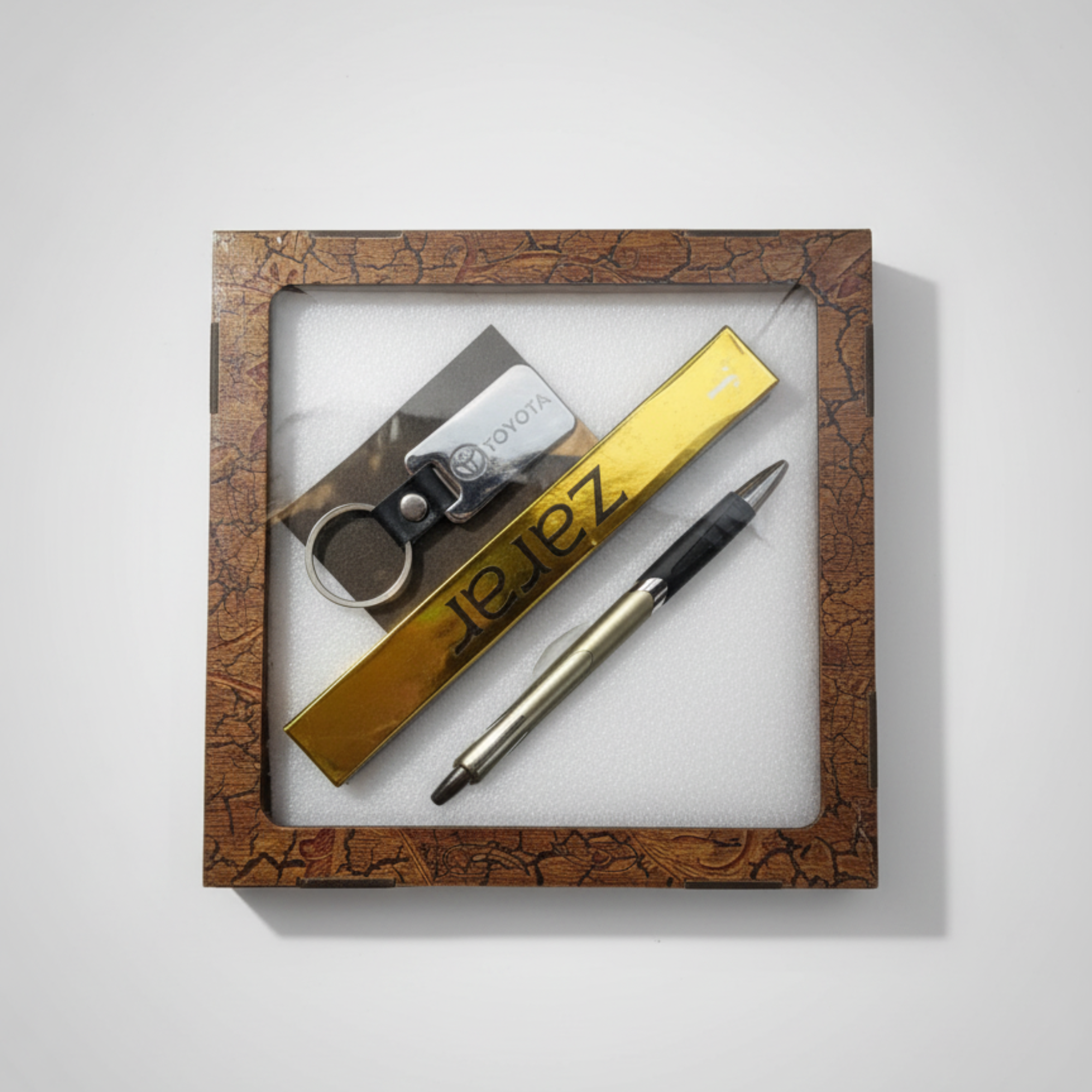 The Perfect Gift Box: Perfume, Pen & Keychain