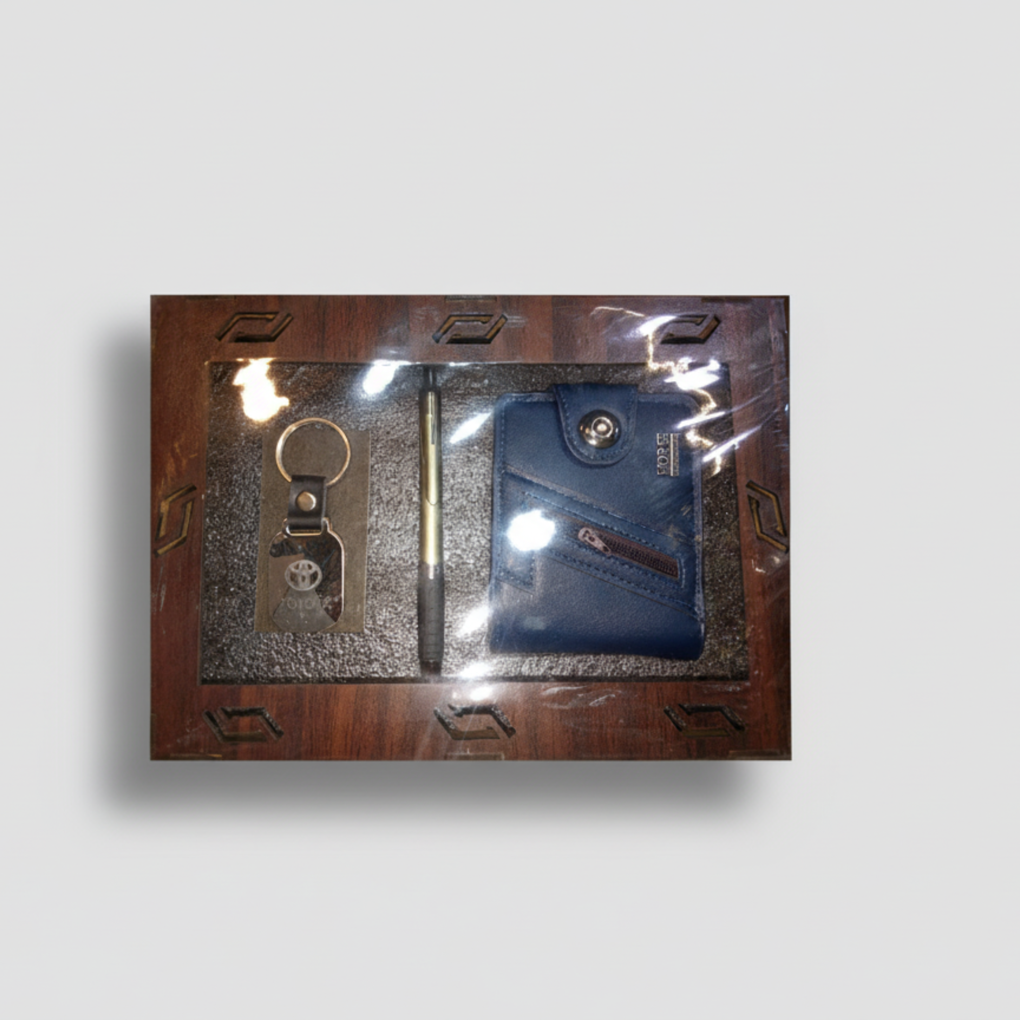 Perfect Trio: Wallet, Pen & Keychain